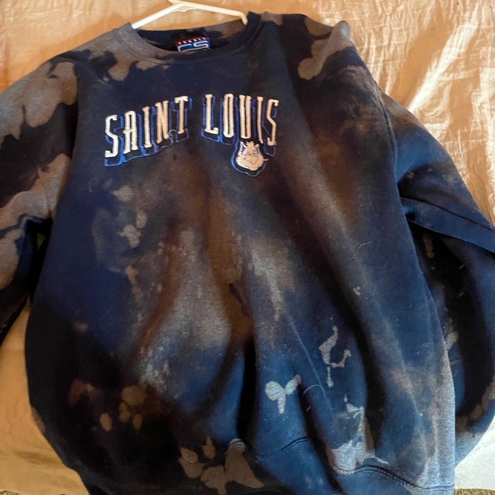 Bleach tie dye vintage sweatshirt